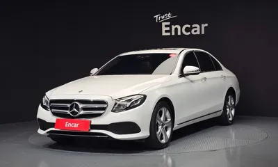 Mercedes-Benz E-Class · 2017 год