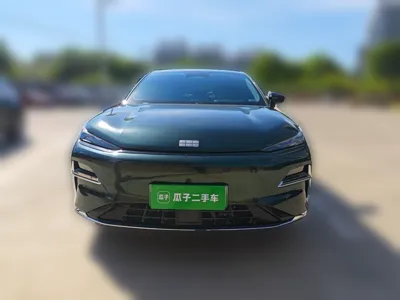Geely Galaxy Galaxy 8 2025, 55900 км, за 106666.94 CNY