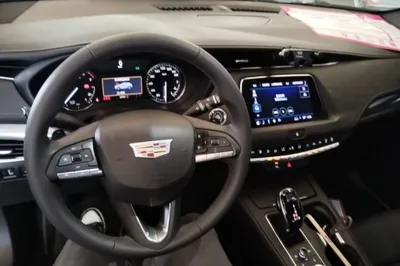 Cadillac XT4 2021, 67900 км, за 110392.22 CNY - фото 12