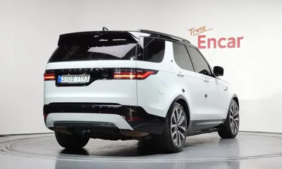 Land Rover Discovery 2023, 65782 км, за 61500000 KRW