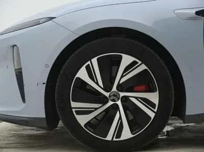 Nio ET5 2023, 34000 км, за 116800 CNY - фото 8