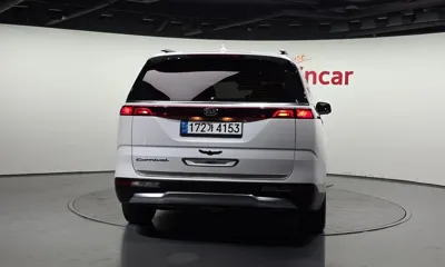 Kia Canival 2021, 30166 км, за 28000000 KRW