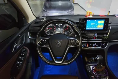 Baojun 560 2017, 88700 км, за 36036.04 CNY - фото 9