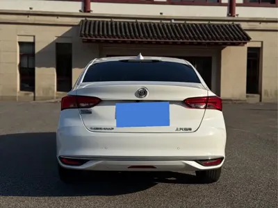 Buick Verano 2023, 90000 км, за 51000 CNY