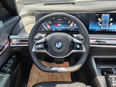 BMW 7-Series 2024, 45613 км, за 98900000 KRW - фото 6