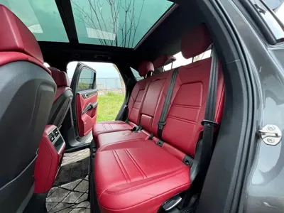 Porsche Cayenne 2021, 28000 км, за 428800 CNY - фото 8