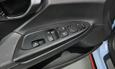 Hyundai Veloster 2019, 161080 км, за 12500000 KRW - фото 19