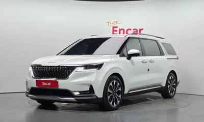 Kia Canival · 2021 год