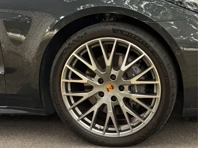 Porsche Panamera 2024, 8400 км, за 978000 CNY - фото 16