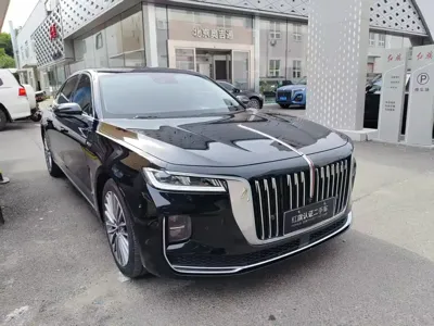 Hongqi Hongqi H9 2021, 65000 км, за 155800 CNY