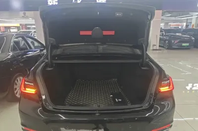 BMW 7 Series 2019, 121000 км, за 272882.11 CNY - фото 28