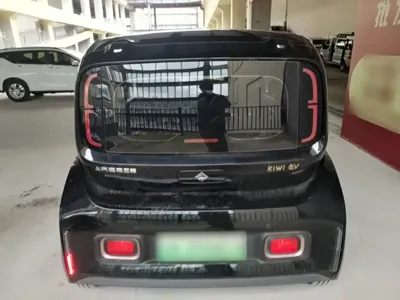 Baojun KiWi EV 2022, 86900 км, за 30800 CNY - фото 6