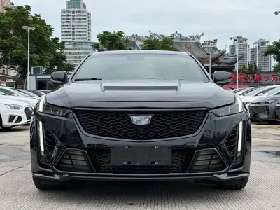 Cadillac CT5 2023, 30000 км, за 136800 CNY