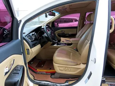 Kia Canival 2017, 162500 км, за 10700000 KRW - фото 5