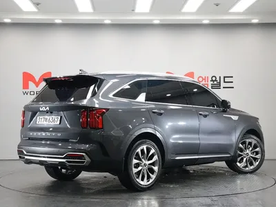 Kia Sorento 2022, 65605 км, за 28000000 KRW