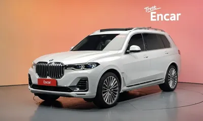 BMW X7 · 2021 год