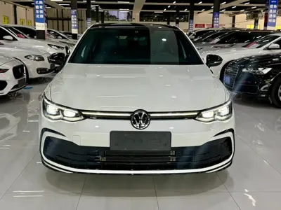 Volkswagen Golf 2022, 19000 км, за 132800 CNY
