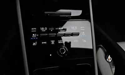 Porsche Cayenne 2025, 16490 км, за 152000000 KRW - фото 30
