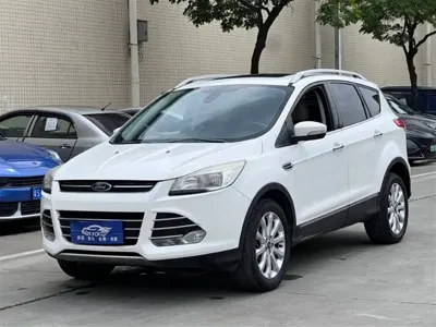 Ford Kuga 2013, 91000 км, за 15800 CNY