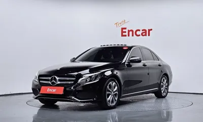 Mercedes-Benz C-Class · 2017 год