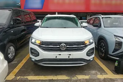 Volkswagen Tayron 2021, 46300 км, за 108713.12 CNY