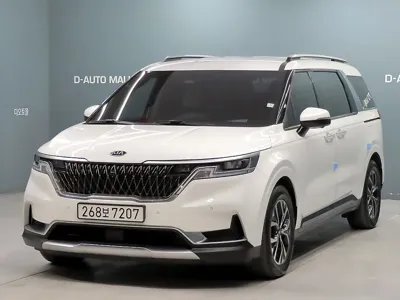 Kia Canival · 2021 год