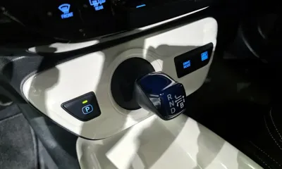 Toyota Prius 2016, 78380 км, за 12700000 KRW - фото 9