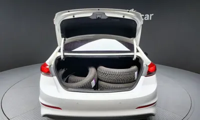 Hyundai Avante 2017, 60028 км, за 12100000 KRW - фото 20