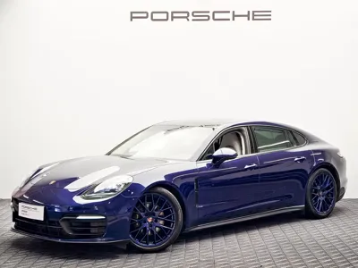 Porsche Panamera · 2022 год