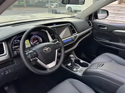 Toyota Highlander 2015, 130000 км, за 79800 CNY - фото 8