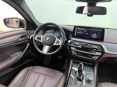 BMW 5 Series 2021, 75000 км, за 181800 CNY - фото 14