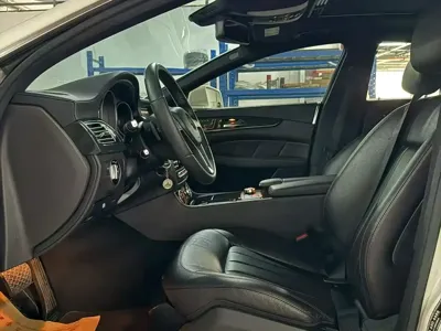 Mercedes-Benz CLS 2013, 140000 км, за 99800 CNY