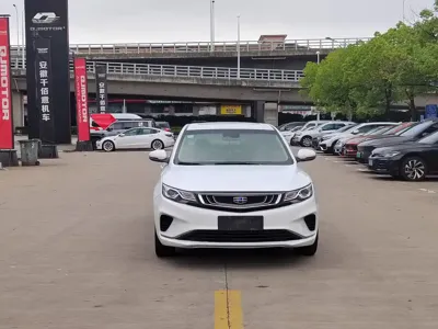 Geely Emgrand GL 2018, 57000 км, за 23500 CNY