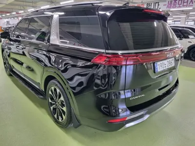 Kia Canival 2023, 24000 км, за 30500000 KRW - фото 2