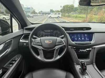 Cadillac XT5 2021, 88000 км, за 137000 CNY