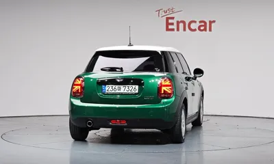 MINI Cooper 2021, 58656 км, за 16500000 KRW