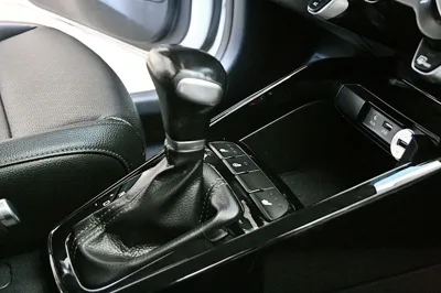 Kia Stonic 2019, 116685 км, за 9990000 KRW - фото 12