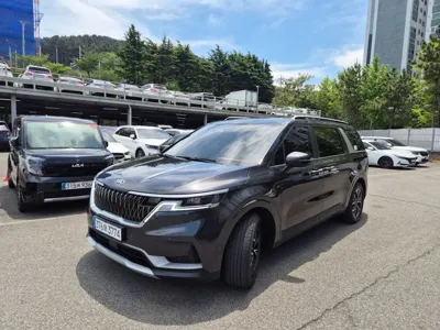 Kia Canival 2021, 57527 км, за 22500000 KRW