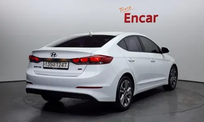 Hyundai Avante 2017, 100917 км, за 8900000 KRW