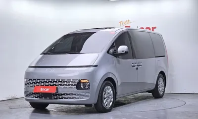 Hyundai Staria · 2025 год
