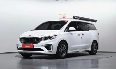 Kia Canival · 2020 год