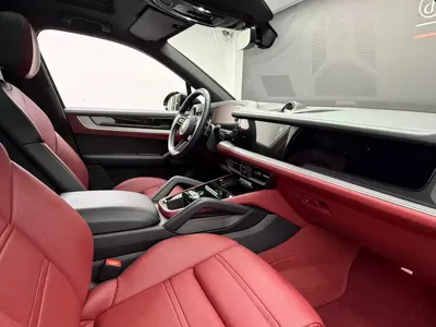 Porsche Cayenne 2024, 25000 км, за 658000 CNY - фото 9