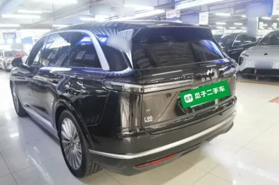 ONVO Luxeed L90 2025, 19600 км, за 170982.52 CNY