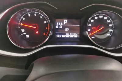Chevrolet Cavalier 2020, 64400 км, за 39737.08 CNY - фото 9