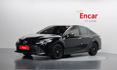 Toyota Camry · 2020 год