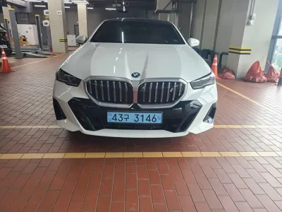 BMW i5 2024, 42100 км, за 63500000 KRW - фото 3