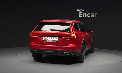 Volvo V60 2020, 39794 км, за 29500000 KRW