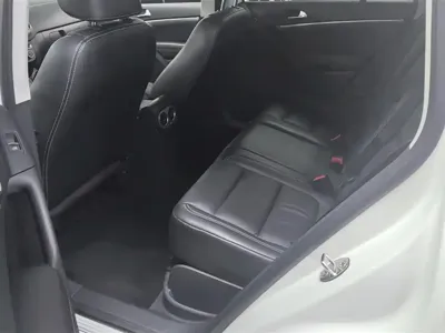 Volkswagen Tiguan 2017, 40900 км, за 53500 CNY - фото 11