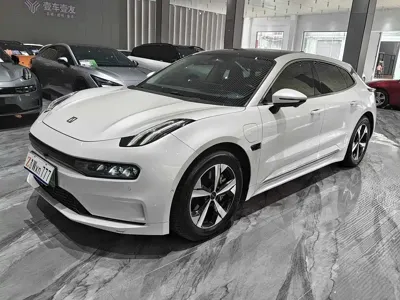 Zeekr 001 · 2022 год