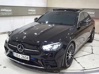 Mercedes-Benz E-Class · 2022 год